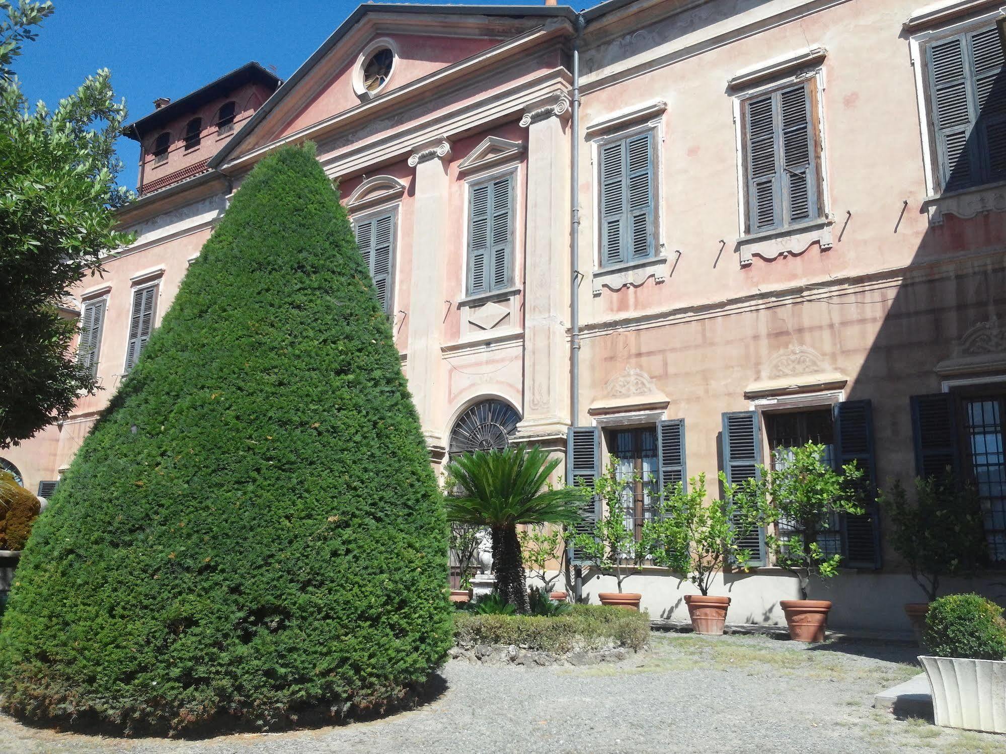 Hotel Il Castello Di Bubbio Exterior foto